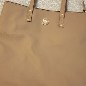 Leather tote
